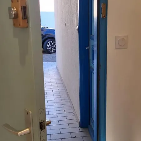 Bambou 30m From The Renovated Air-conditioned Private Car Pa * Le Grau-du-Roi